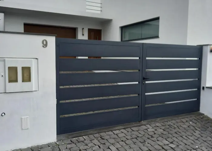 Charming House With Garden In Holiday home