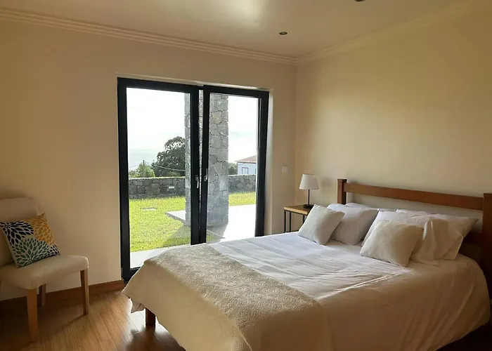 Charming House With Garden In Holiday home *