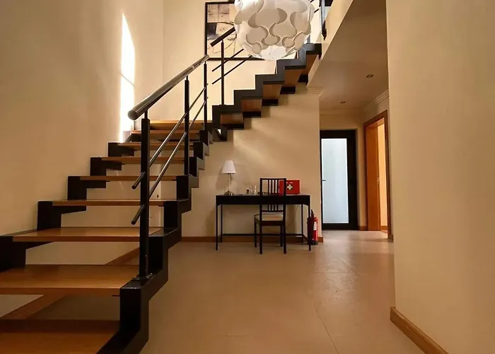 Σπίτι διακοπών Charming House With Garden In